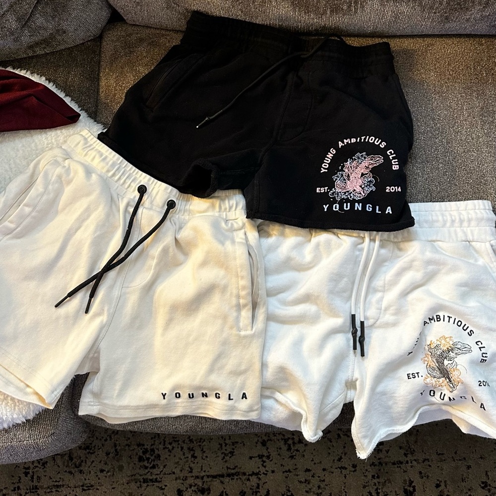 YOUNGLA SHORTS BUNDLE SIZE LARGE